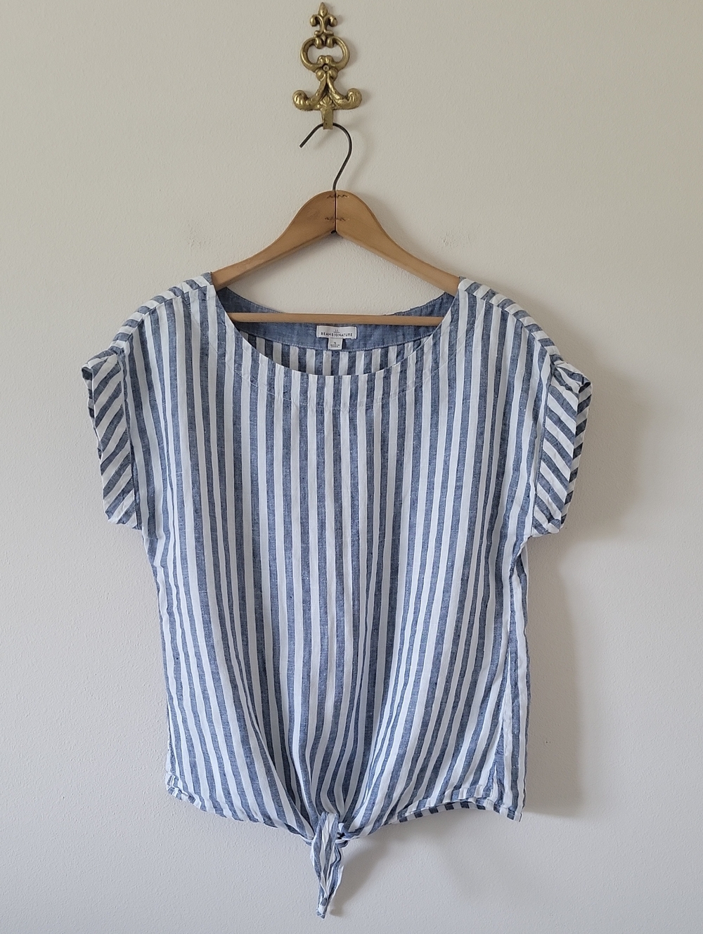 L.L. Bean Signature Linen Stripe Tie Front Blouse Size Small
